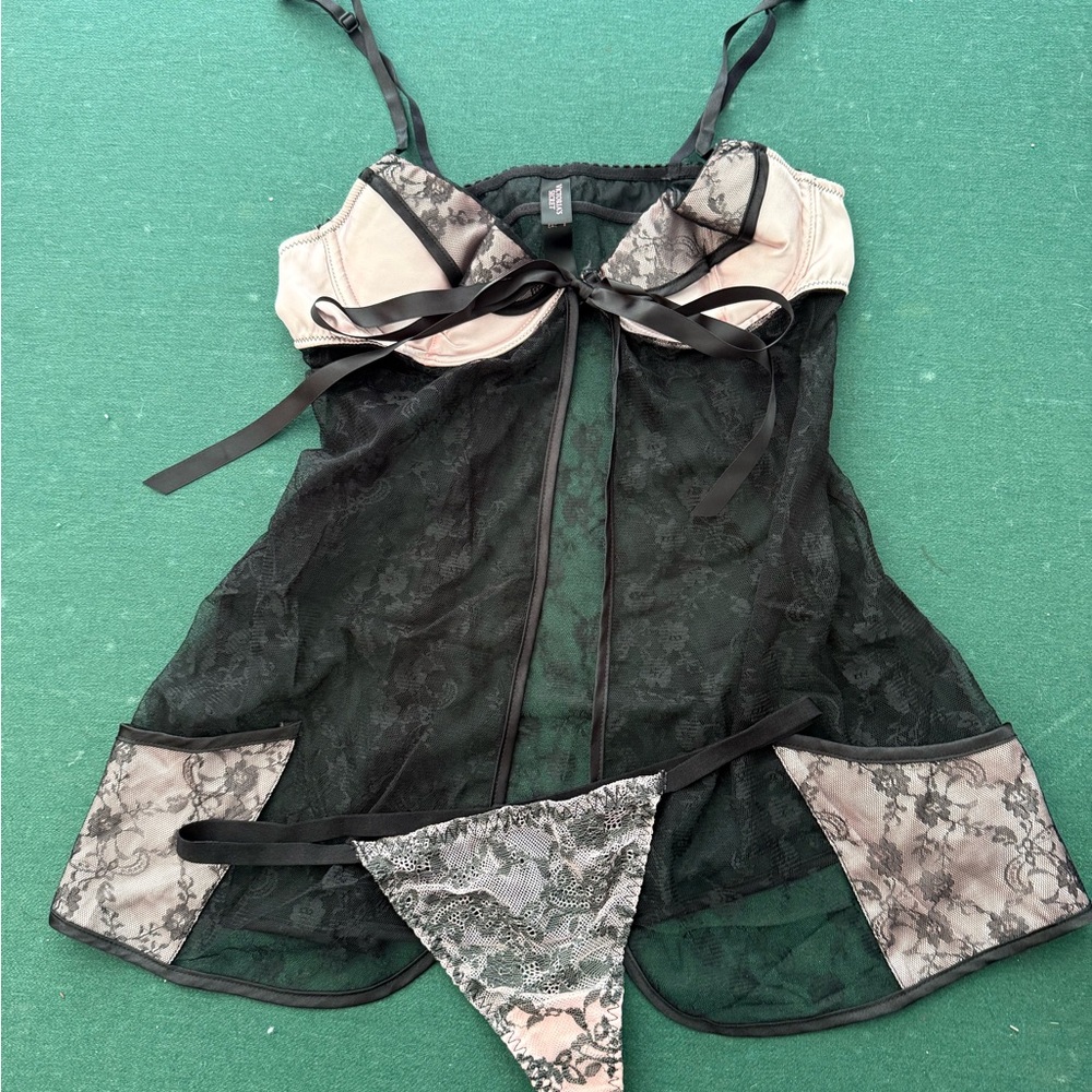 Victoria's Secret Black and Cream Lace Chemise